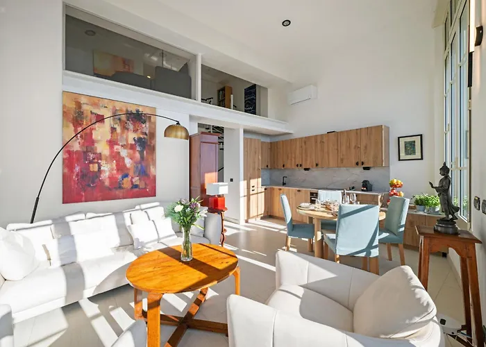 Le Lumina Front De Clim Apartamento