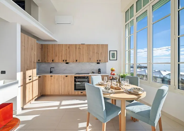 Le Lumina Front De Clim * Menton